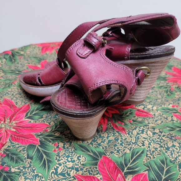 Ladies MJUS strap, open toe heel, size 40 (US 9.5) - Picture 4 of 4